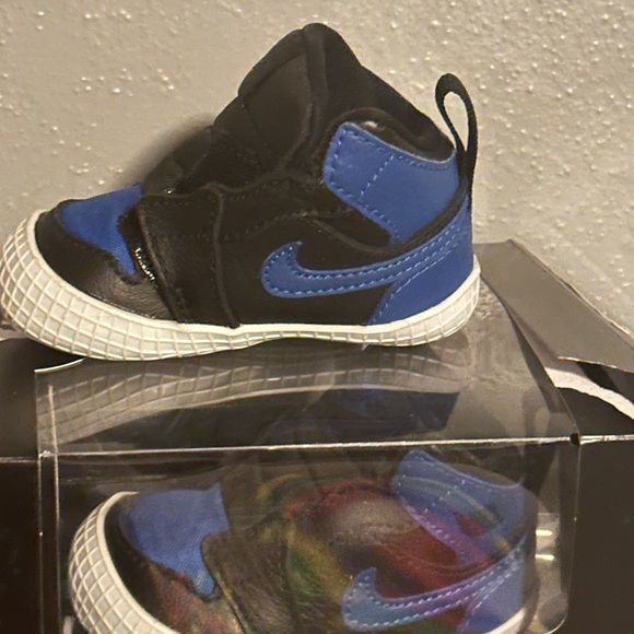 Jordan 1 crib bootie - Picture 1 of 2